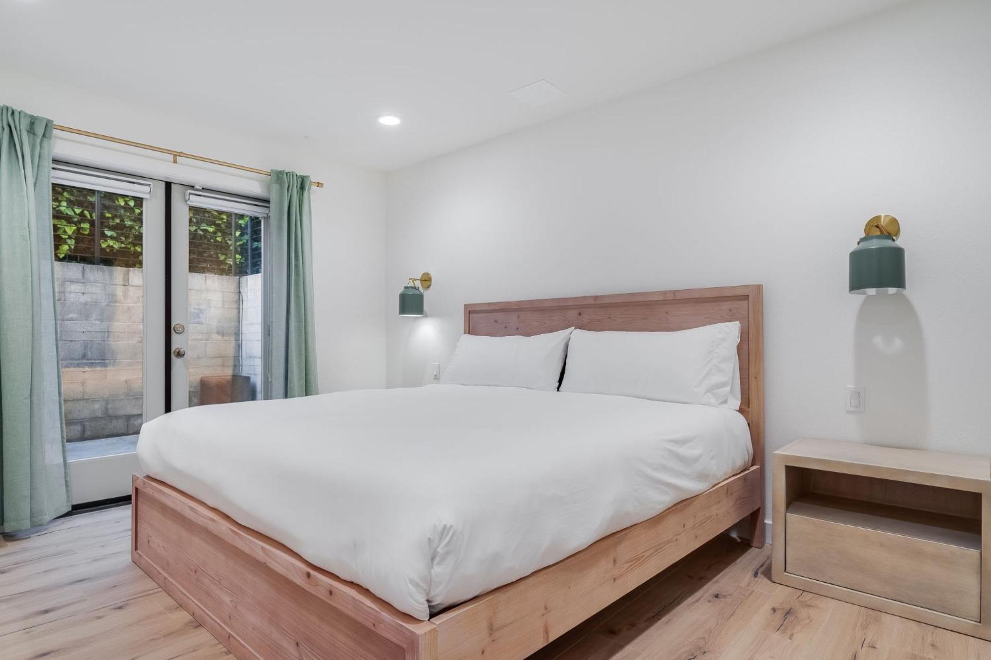 Del Sol By Navigate Holiday home San Diego
